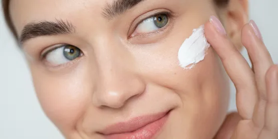 Hyaluronic acid face cream